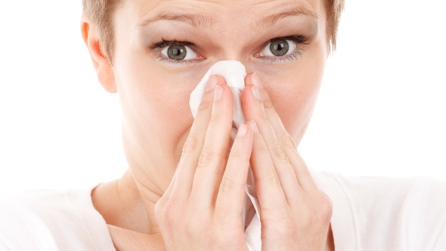 how-far-do-coughs-and-sneezes-travel-times-knowledge-india