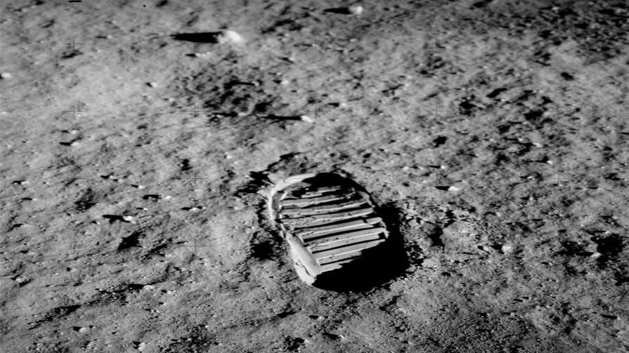 How Long Would It Take To Walk Across The Moon