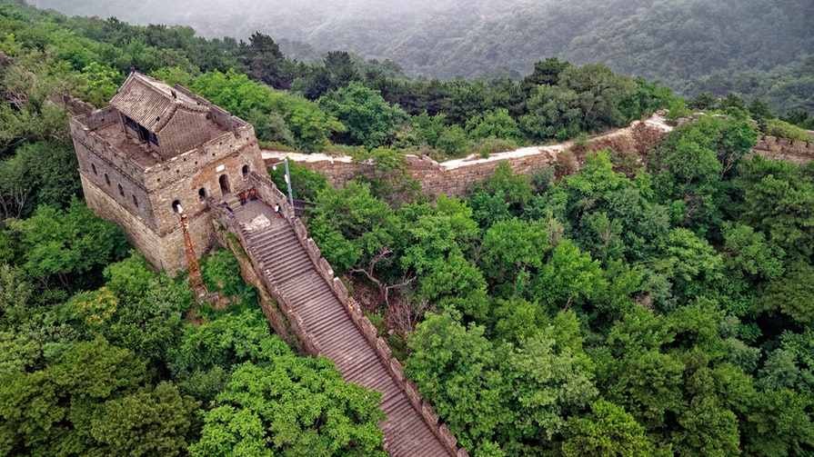 India's Great Wall Can Be Seen From Space - WSJ